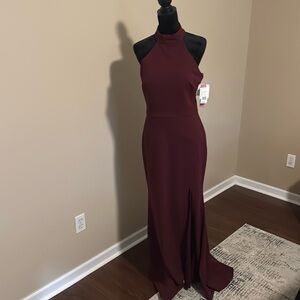 Formal evening dress. Burgundy